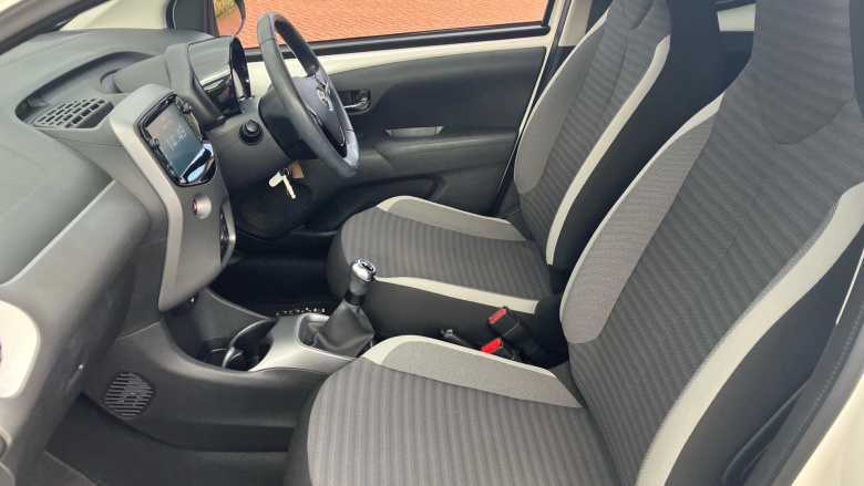 Toyota Aygo 1.0 VVT-i X-Trend 5dr Petrol Hatchback